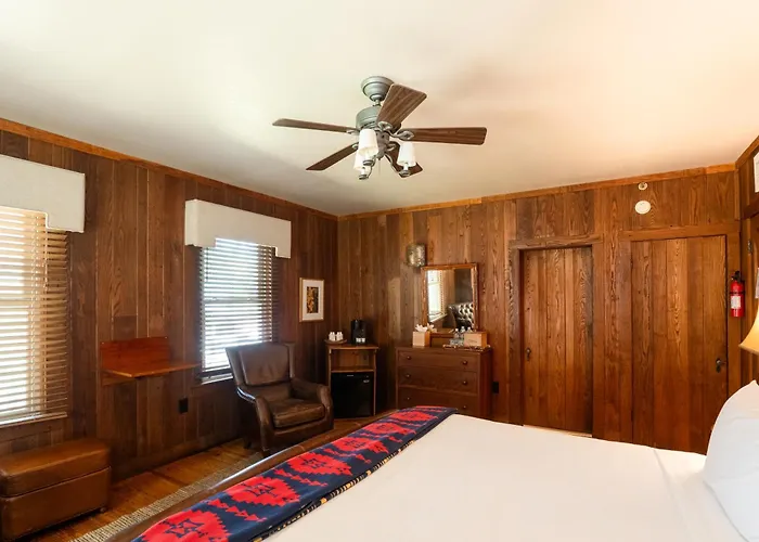 Snowbird Mountain Lodge - All-Inclusive Adventure
